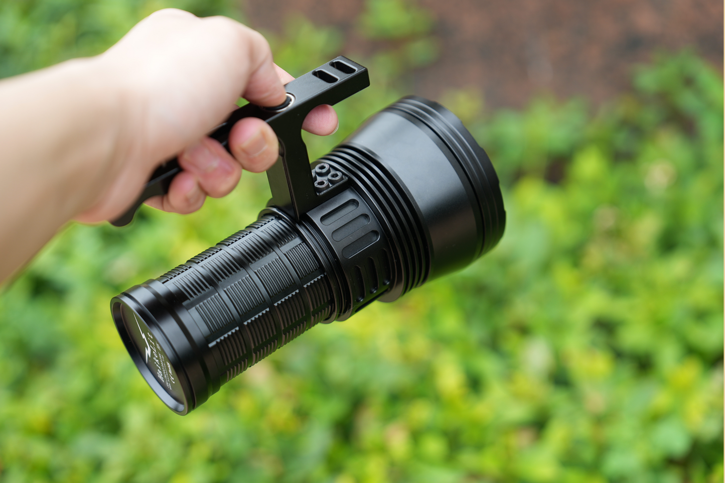 HaikeLite HK08 8xSFH43 60000lm 1340m Flood Thrower 21700 LED Flashlight