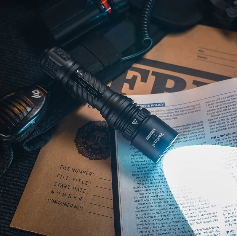 Weltool  W7 700 lumens long range LEP tactical flashlight