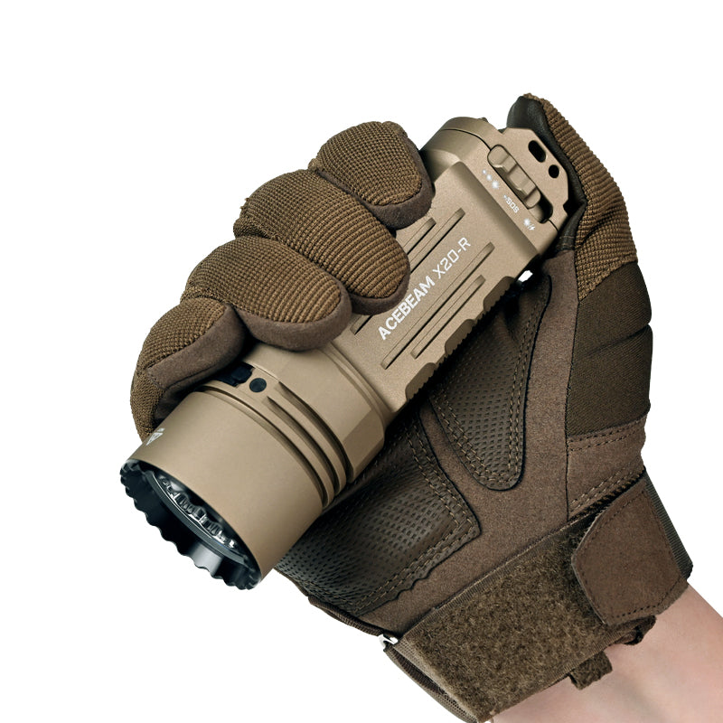 X20-R High Output Tactical Flashlight with Three Modes，8 high-efficiency LEDs