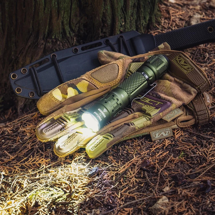 WELTOOL T2 TAC – 1900 LUMENS, 431 METER ODG TACTICAL FLASHLIGHT