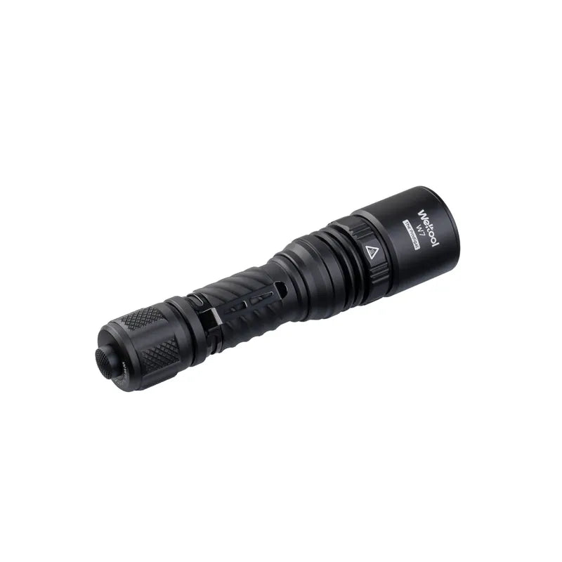 Weltool  W7 700 lumens long range LEP tactical flashlight